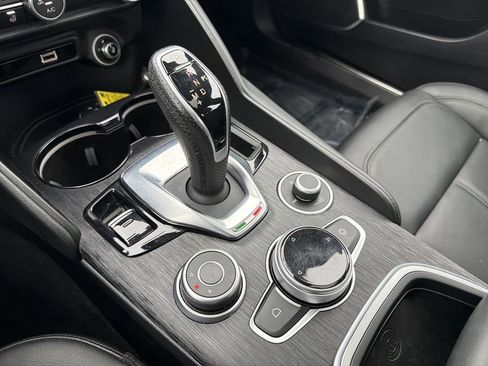 Used 2023 Alfa Romeo Giulia Sprint image 26