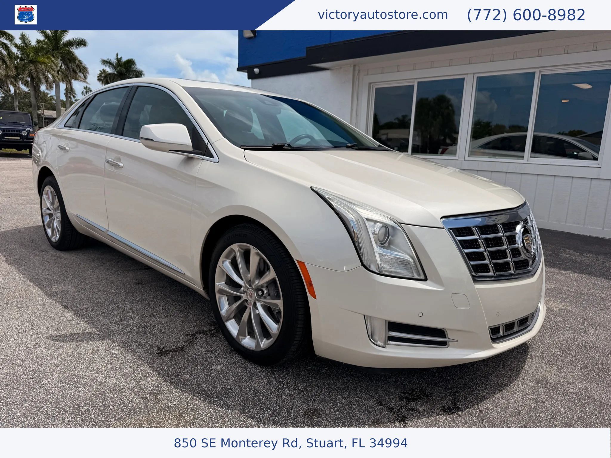 Used 2013 Cadillac XTS Premium FWD image 1