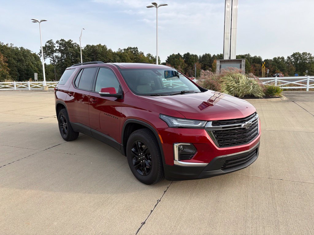 Used 2024 Chevrolet Traverse LT FWD image 8