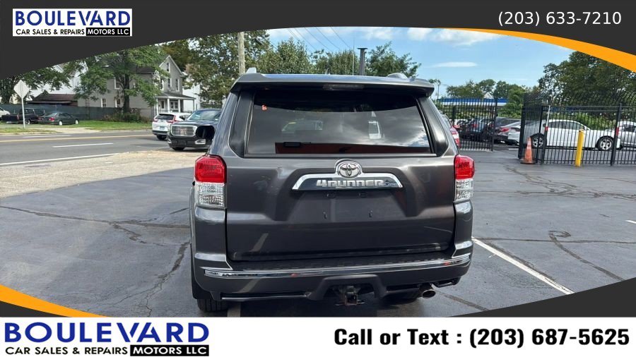 Used 2012 Toyota 4Runner Limited AWD/4WD image 6