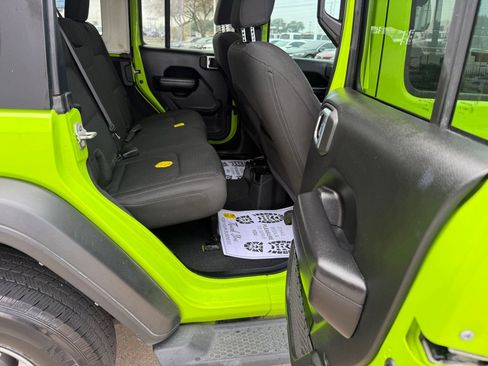 Used 2021 Jeep Wrangler Unlimited Sport image 6