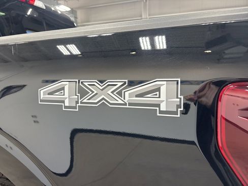 Used 2024 Ford F150 Platinum image 13