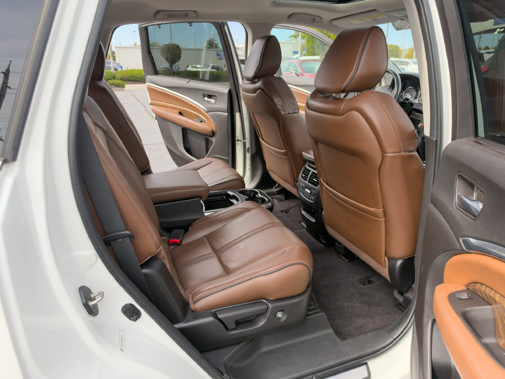 Used 2017 Acura MDX w/ Advance Package AWD/4WD image 11