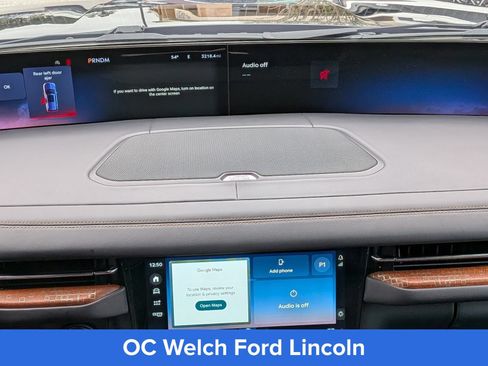 Certified 2025 Lincoln Navigator Black Label AWD/4WD image 22
