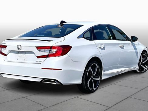 Used 2022 Honda Accord Sport image 12