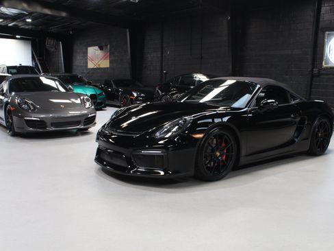 Used 2016 Porsche Boxster Spyder RWD image 18