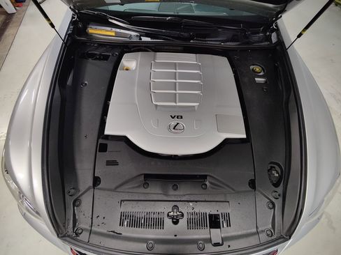 Used 2016 Lexus LS 460 AWD image 4