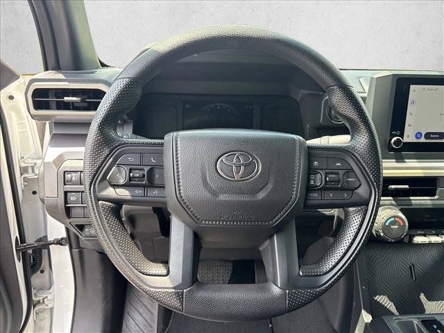 Certified 2026 Toyota Tacoma SR5 AWD/4WD image 19