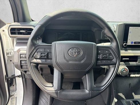 Certified 2026 Toyota Tacoma SR5 AWD/4WD image 19