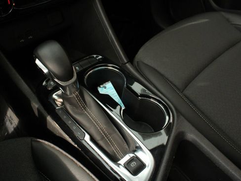 Used 2024 Buick Encore GX Preferred FWD image 49