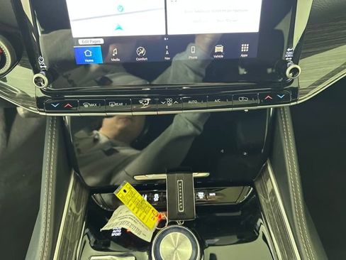 Used 2022 Jeep Wagoneer Series II w/ Premium Group I image 22