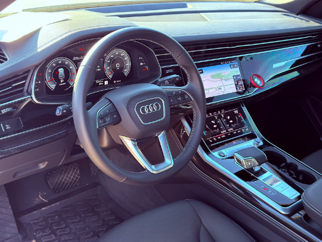 Used 2026 Audi Q8 Premium Plus AWD/4WD image 31