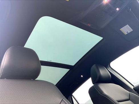 Certified 2023 Volkswagen Atlas Cross Sport SE w/ Panoramic Sunroof Package FWD image 26