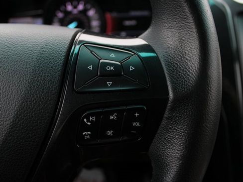 Used 2016 Ford Explorer XLT w/ Equipment Group 202A image 19