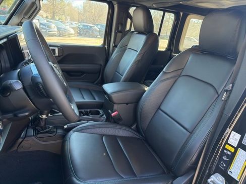 Used 2024 Jeep Wrangler High Altitude image 8