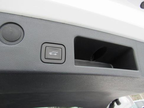 New 2026 GMC Terrain Elevation w/ Elevation Premium Package AWD/4WD image 25