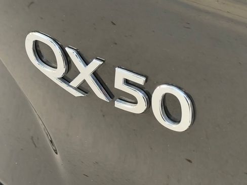 Used 2021 INFINITI QX50 Essential w/ Convenience Package FWD image 11