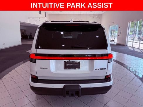 Certified 2024 Lexus GX 550 w/ Cold Area Package AWD/4WD image 6