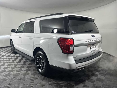 Used 2024 Ford Expedition Max XLT image 5