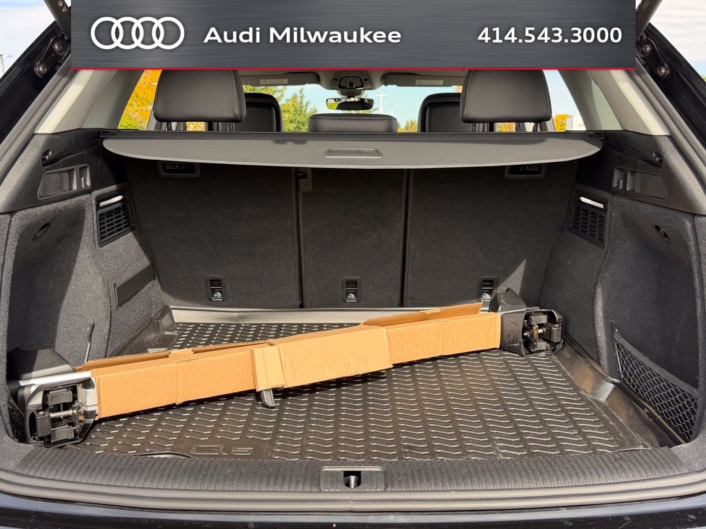 Used 2024 Audi Q5 2.0T Premium w/ Convenience Package AWD/4WD image 38