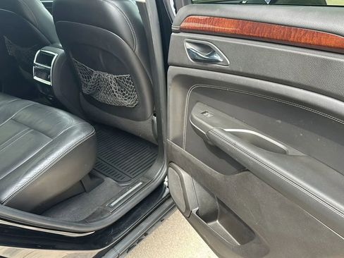 Used 2012 Cadillac SRX Luxury AWD/4WD image 16