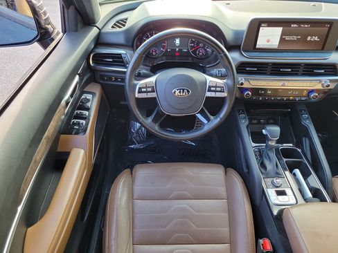 Certified 2021 Kia Telluride SX w/ SX Prestige Package AWD/4WD image 13