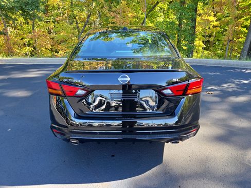 New 2025 Nissan Altima 2.5 SL image 8