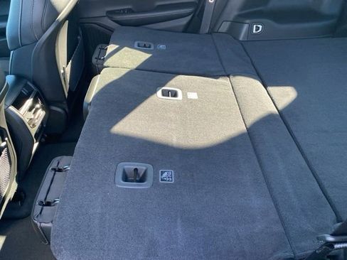 New 2025 Jeep Grand Cherokee Altitude image 39