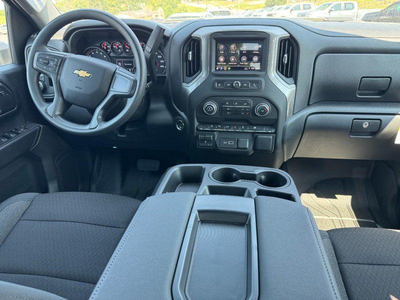 New 2026 Chevrolet Silverado 2500 Custom w/ Custom Value Package AWD/4WD image 7