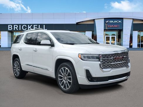 Used 2023 GMC Acadia Denali w/ Denali Technology Package image 3