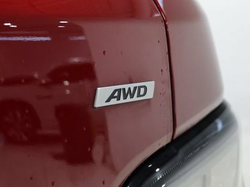 Certified 2023 Hyundai Kona SEL w/ Convenience Package AWD/4WD image 11