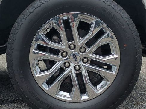 New 2025 Ford F150 Lariat w/ Equipment Group 501A Mid image 12