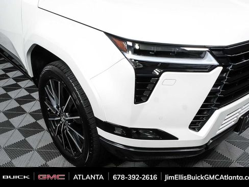 Used 2025 Lexus GX 550 w/ Accessory Package (2T) AWD/4WD image 39