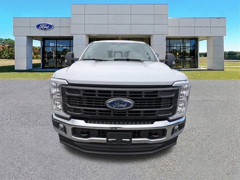 New 2026 Ford F250 XL image 9