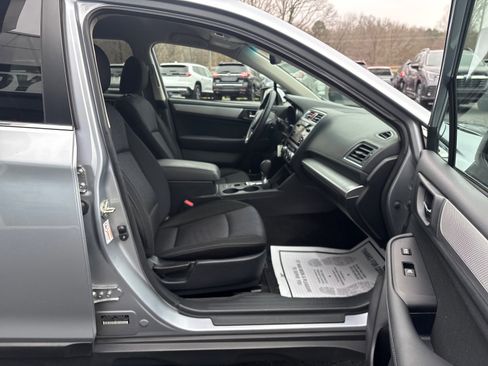 Used 2015 Subaru Outback 2.5i Premium image 43