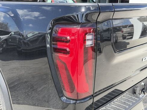 New 2026 GMC Sierra 3500 Denali w/ Technology Package AWD/4WD image 11