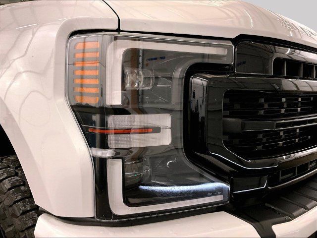 Used 2022 Ford F250 Lariat w/ Black Appearance Package AWD/4WD image 27