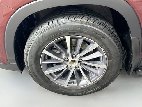 Used 2019 Toyota Highlander XLE image 31