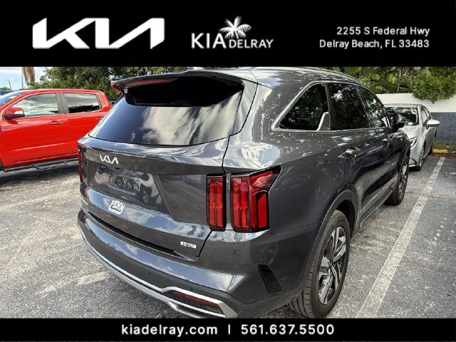 Certified 2023 Kia Sorento SX Prestige AWD/4WD image 2