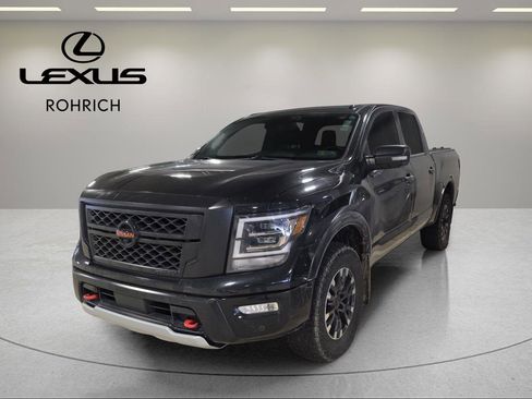 Used 2021 Nissan Titan PRO-4X w/ Pro-4x Convenience Package image 1
