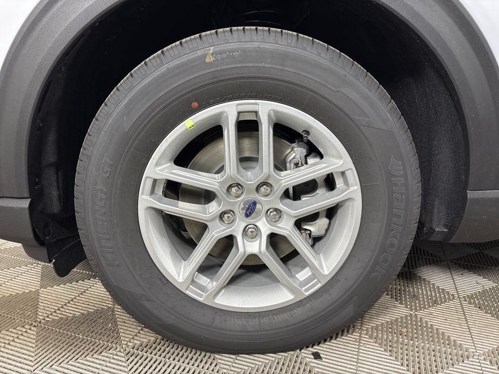 New 2026 Ford Explorer Active w/ Active Comfort Package RWD image 12