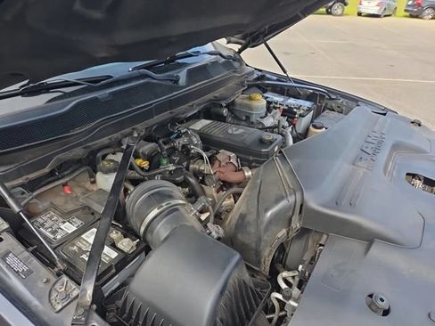 Used 2022 RAM 2500 Limited AWD/4WD image 21