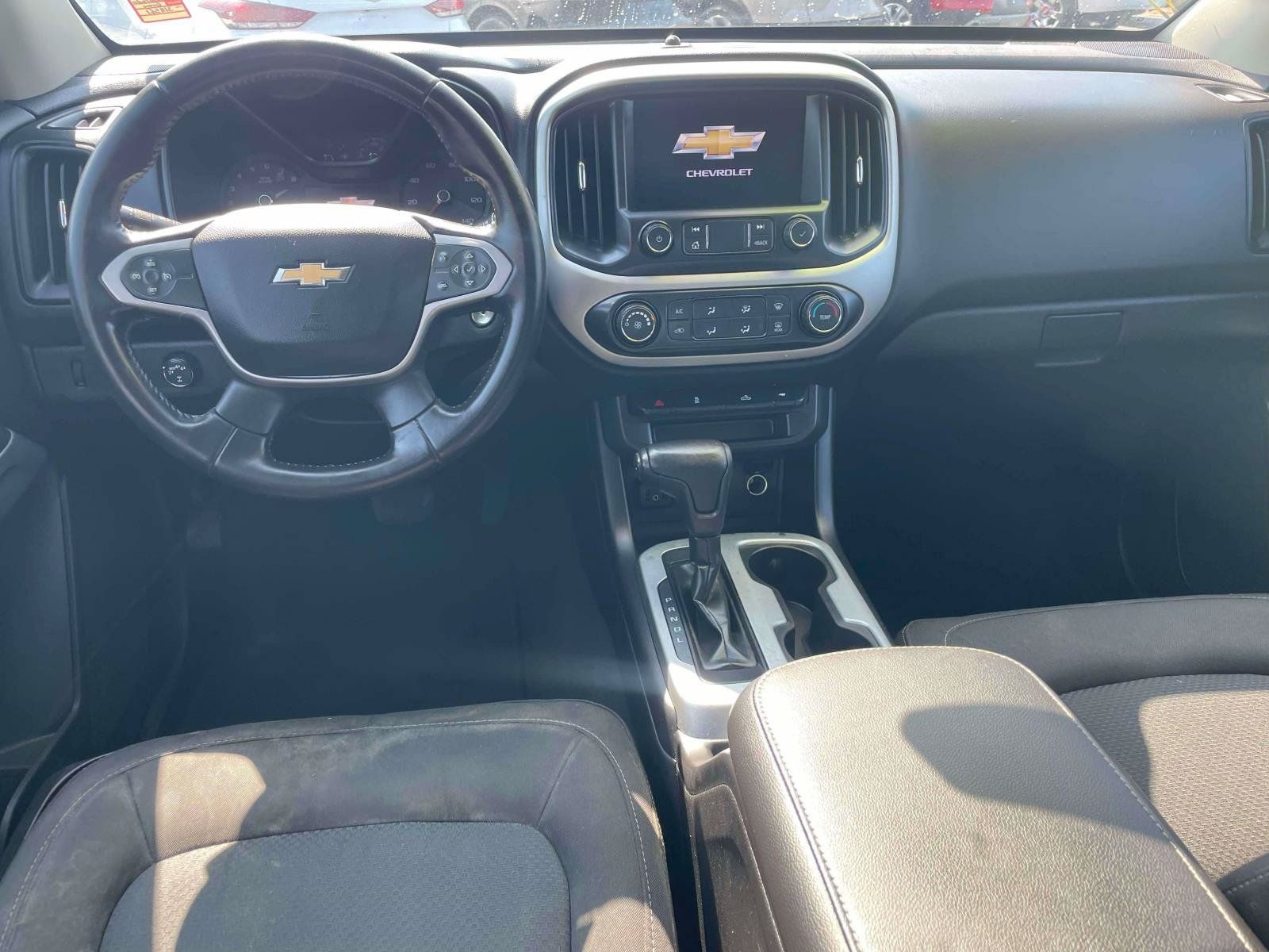 Used 2019 Chevrolet Colorado LT w/ LT Convenience Package AWD/4WD image 16