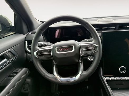 Used 2026 GMC Terrain Elevation w/ Elevation Premium Package image 12