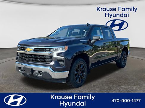 Used 2023 Chevrolet Silverado 1500 LT AWD/4WD image 3