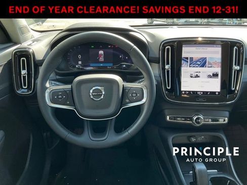 Certified 2023 Volvo XC40 B4 Core w/ Protection Package Premier image 21