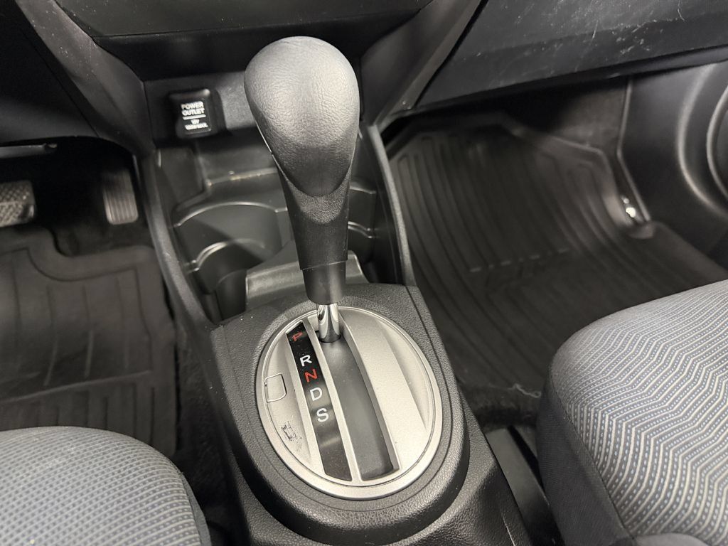 Used 2010 Honda Fit Sport image 25