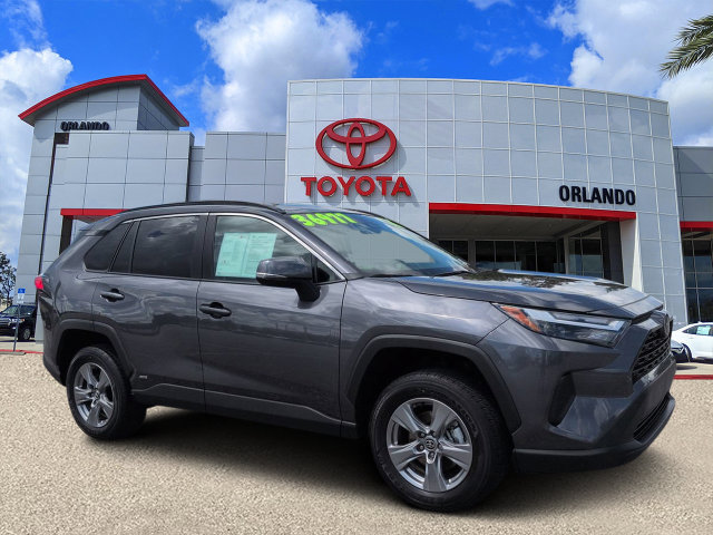 Certified 2025 Toyota RAV4 XLE AWD/4WD image 1