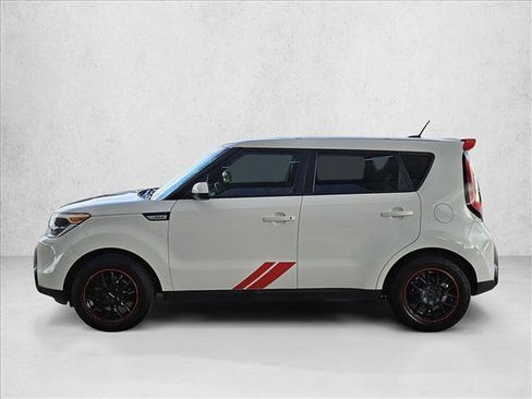 Used 2016 Kia Soul FWD image 6