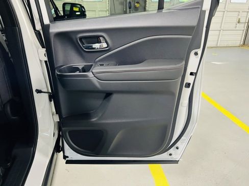 New 2026 Honda Ridgeline Black Edition image 33